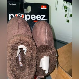 Brand New Kids Slippers